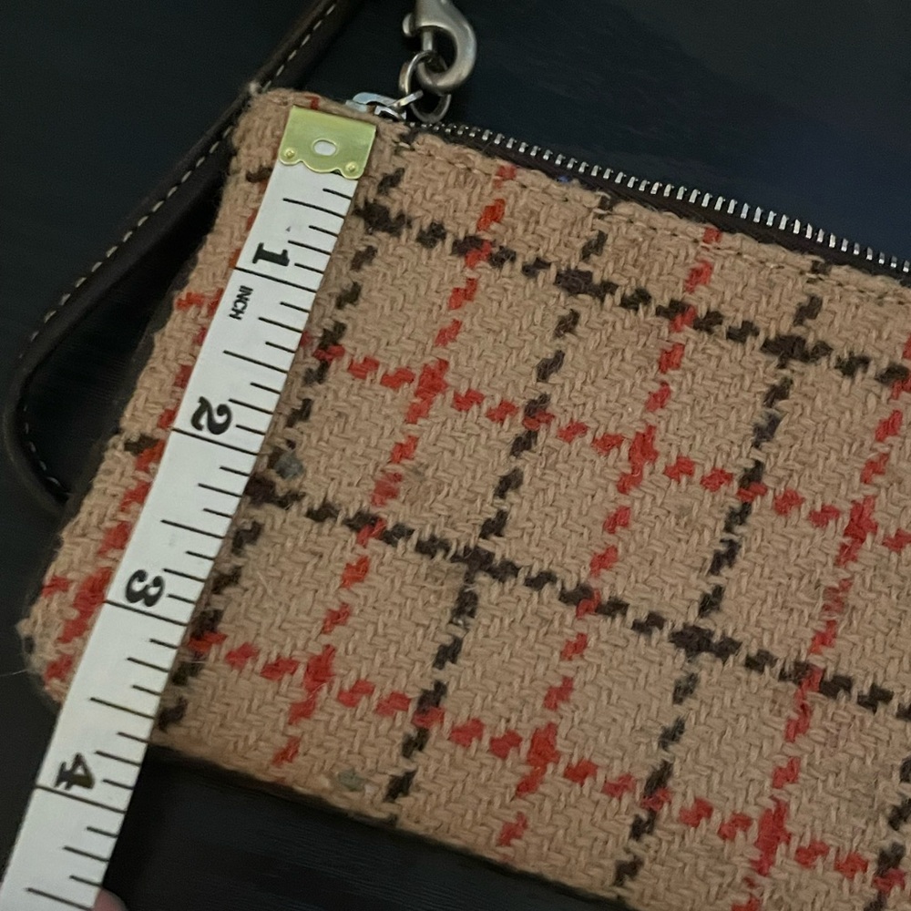 Rare Vintage Wool Tweed Coach Plaid Clutch / Coin Purse. (Gnome not included) - Picture 12 of 14